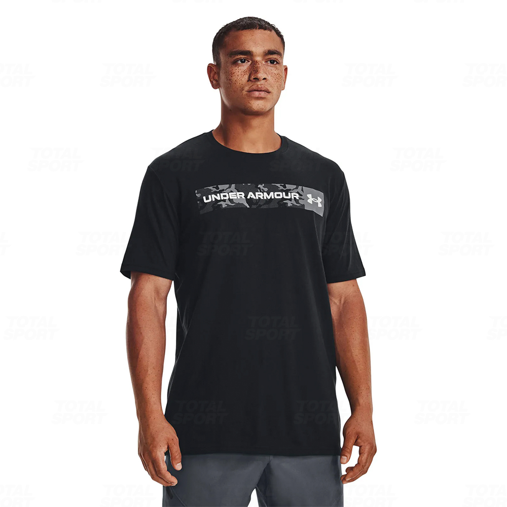 Polo Varon Under Armour Camo Chest Stripe (1376830-001) - Imagen 4