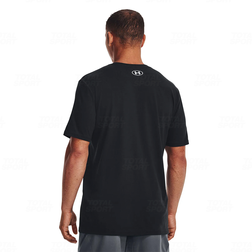 Polo Varon Under Armour Camo Chest Stripe (1376830-001) - Imagen 3