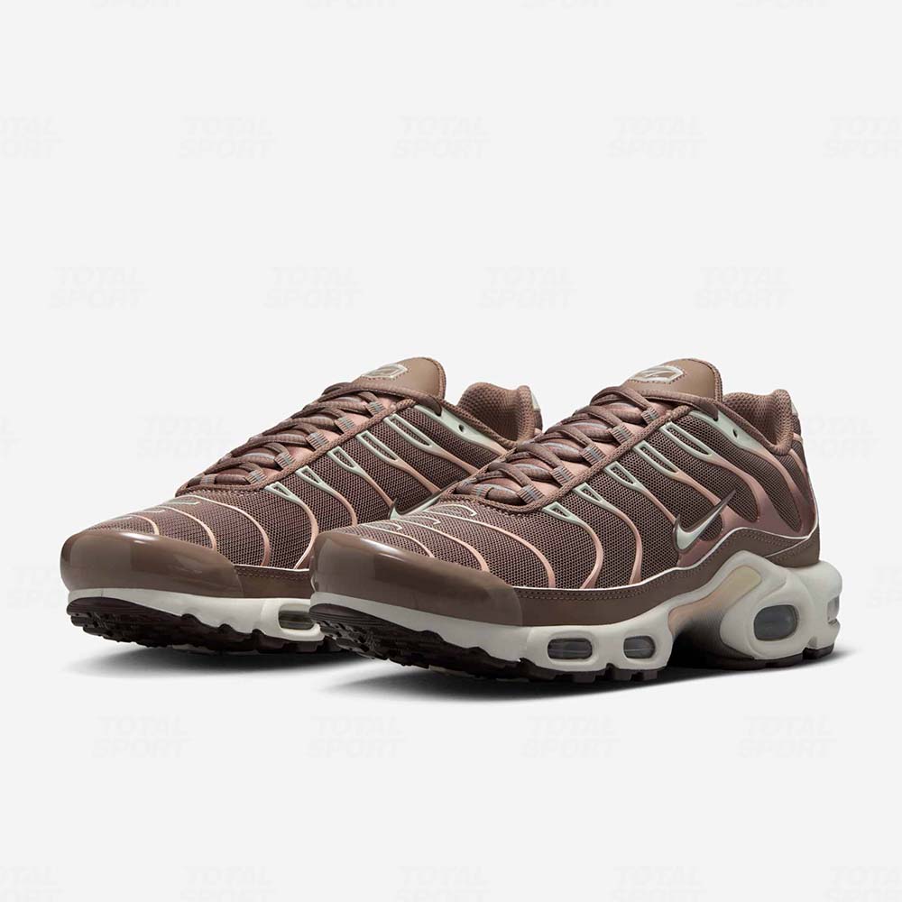 Nike Dama Air Max Plus TN Mink Brown Baroque Brown Sail Metallic Silver (DZ3671-200) PROMO FIESTAS DE TACNA DEL 1 AL 31 DE AGOSTO - Imagen 3