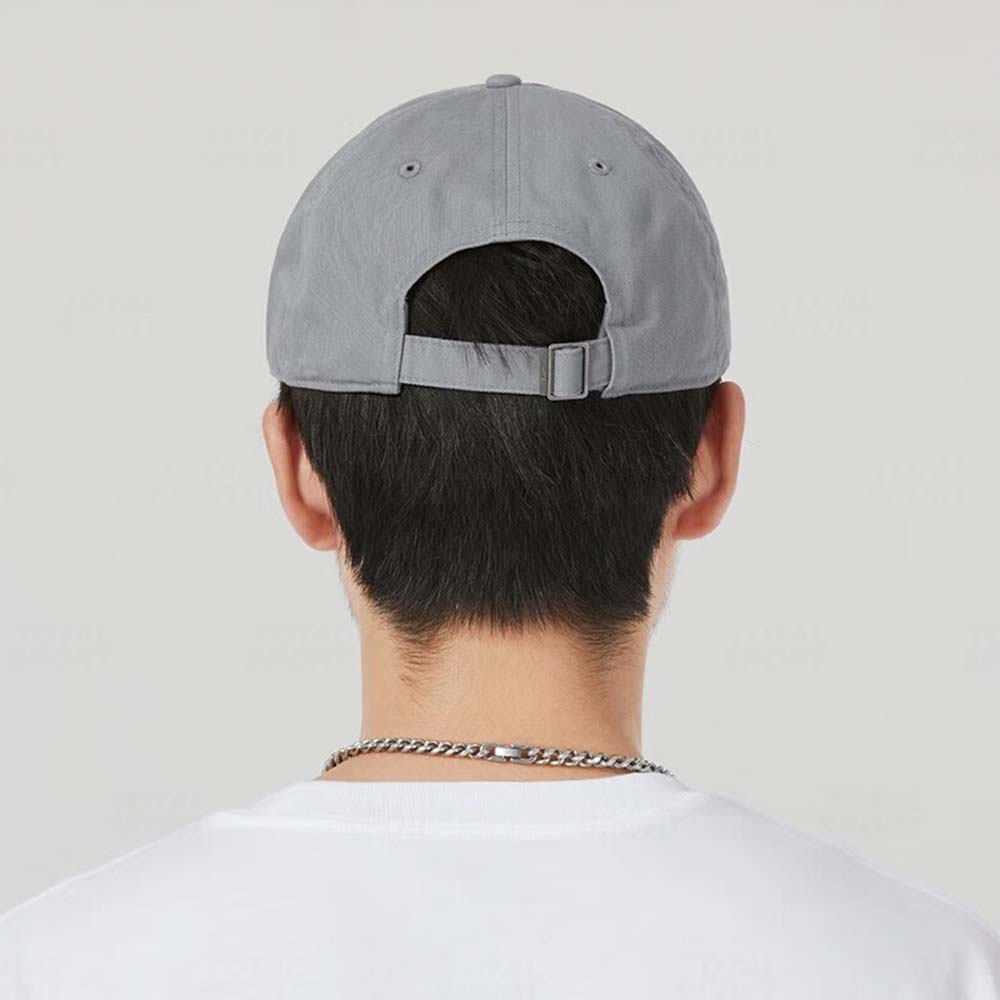 Gorro Nike Club (FB5368-073) - Imagen 4