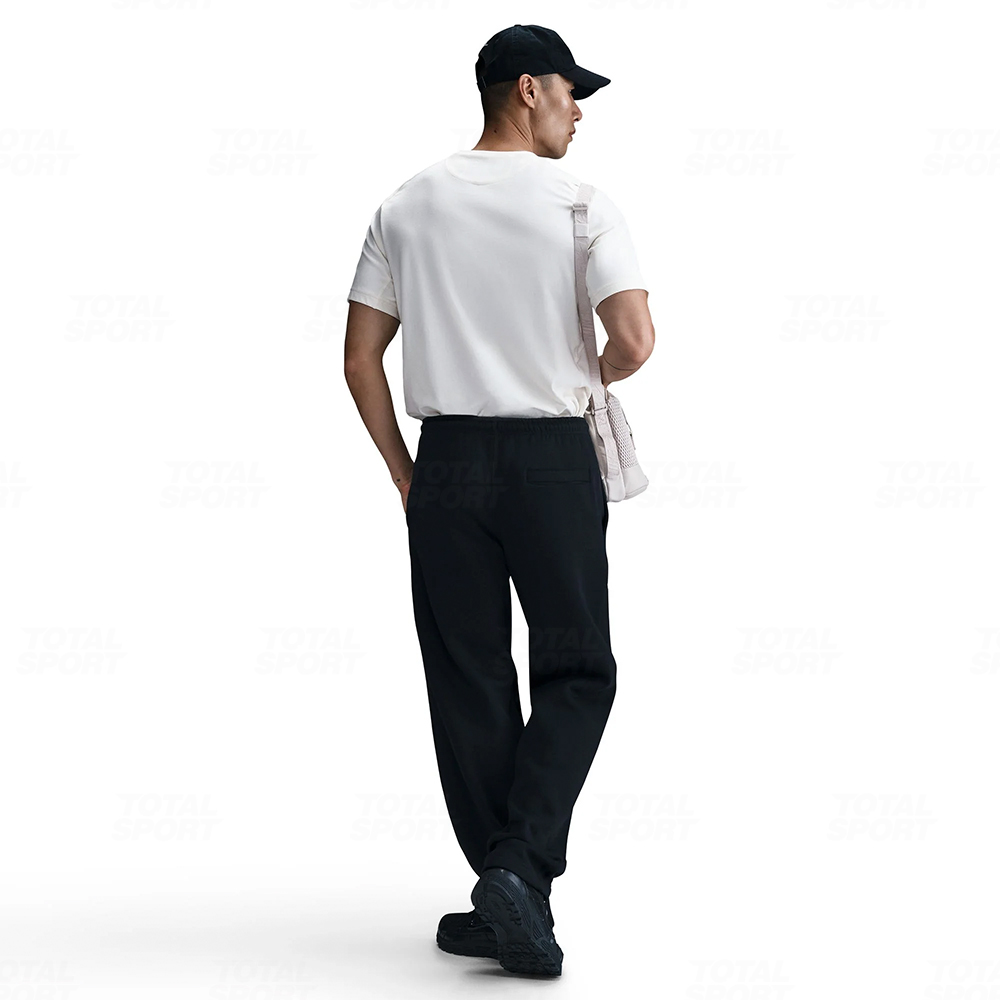 Pantalaon Varon Nike Club Fleece Open Hem (FN3730-010) - Imagen 4