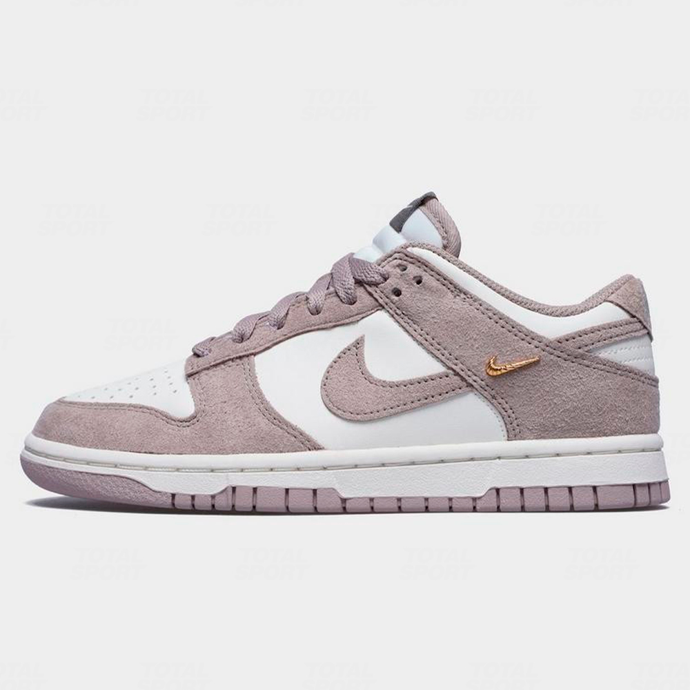 Nike Dama Dunk Low Malt Gold Mini Swoosh (IB4417-105)