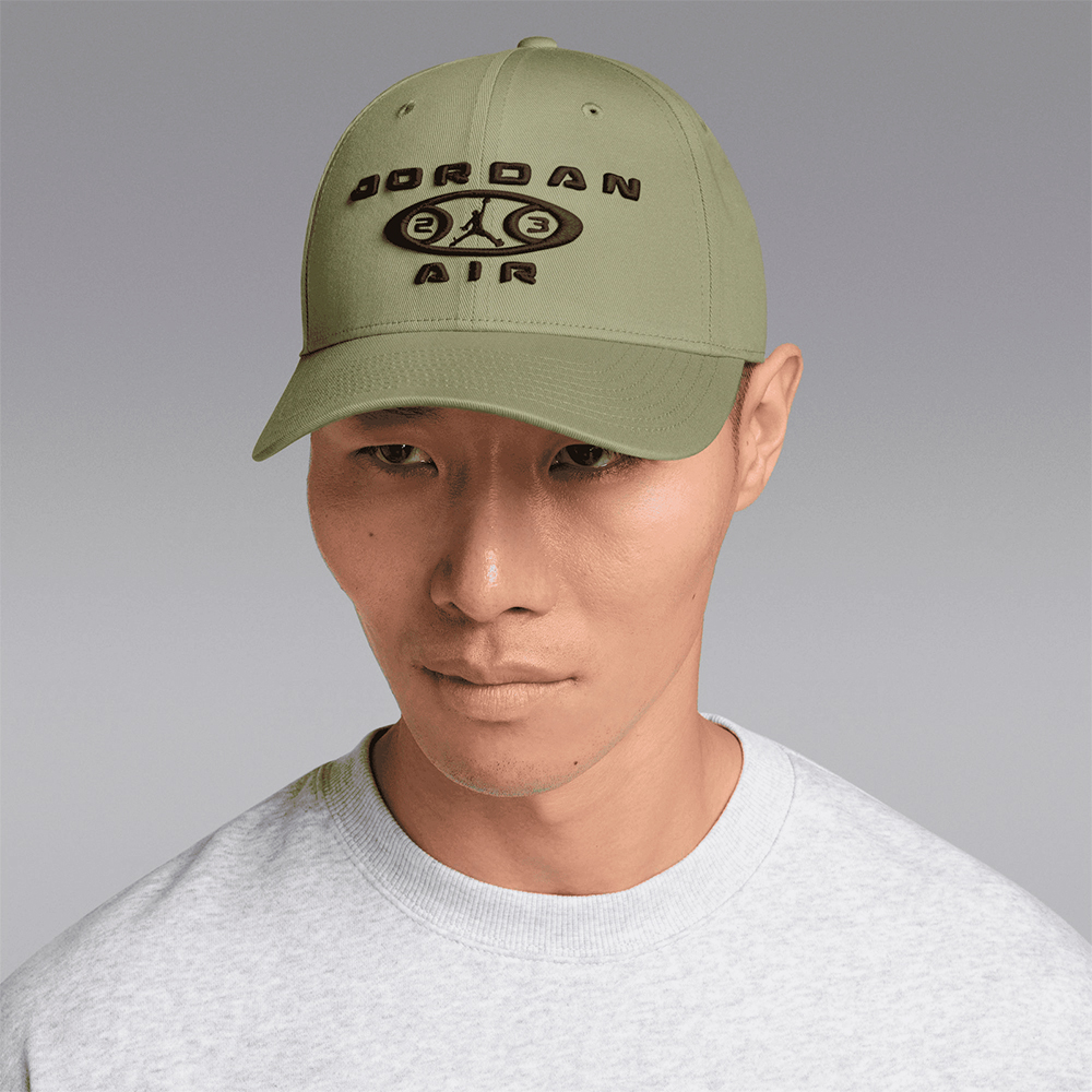 Gorro Unisex Jordan Rise con estructura (IM9072-334)