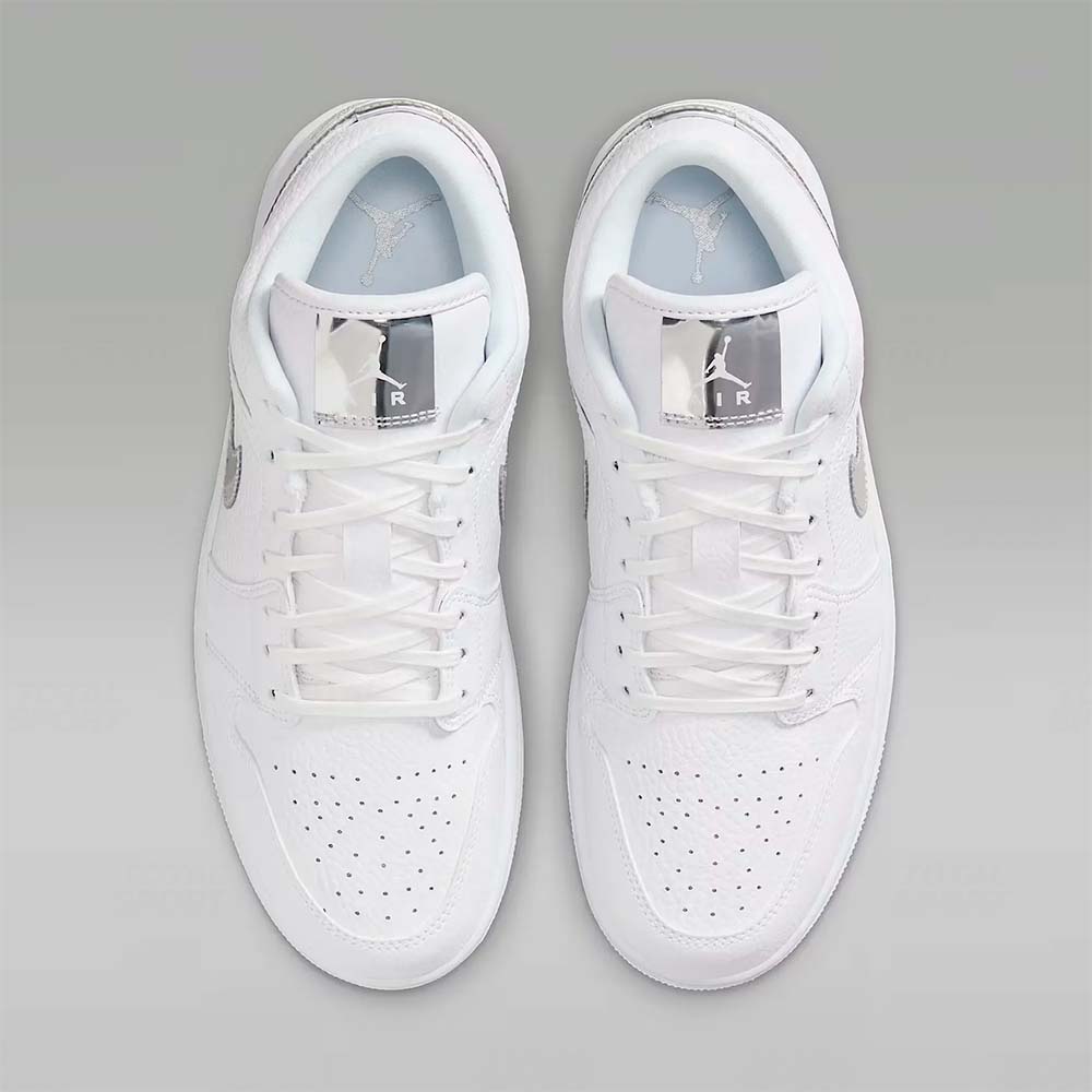 Jordan 1 Low Dama SE "White Metallic Silver" (IQ9381-100) - Imagen 3