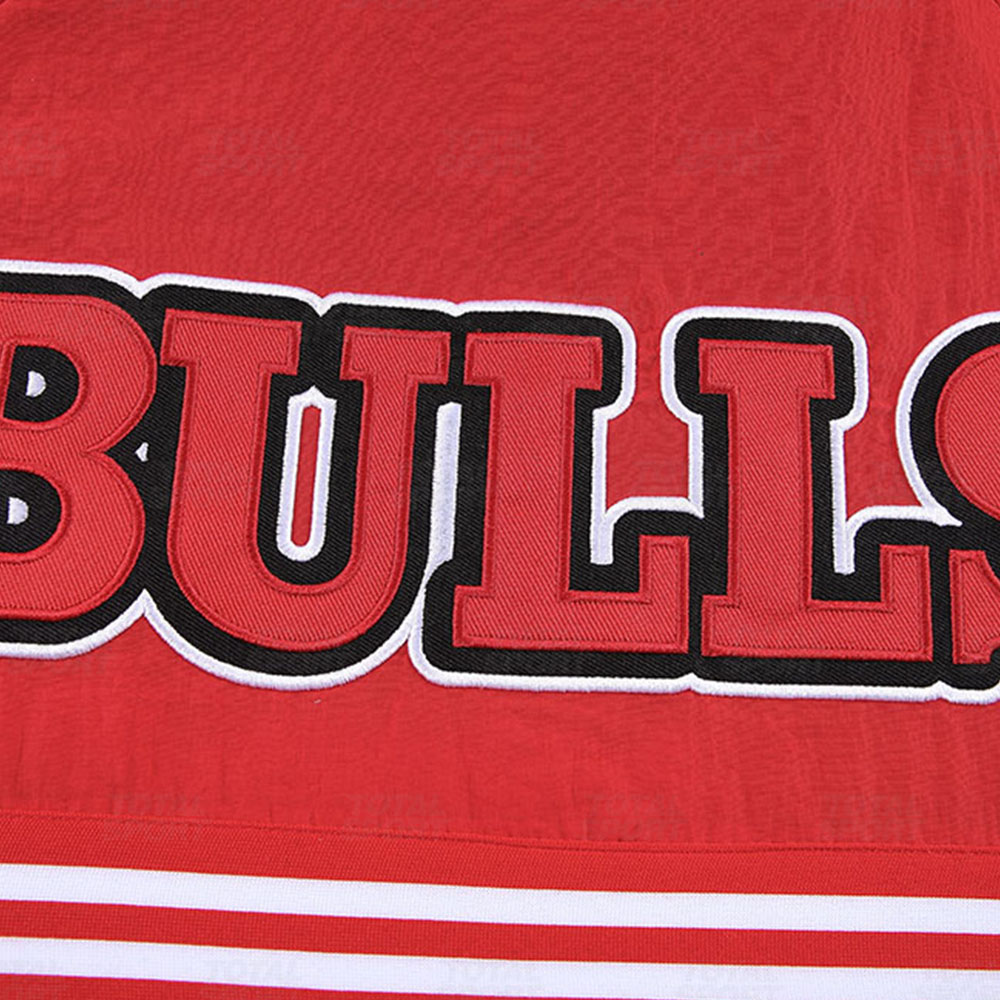 Chaqueta CON CAPUCHA Varon BA NBA Chicago Bulls FEXPRO (NBAWR524103-BK1)  / Promo Halloween - Imagen 4